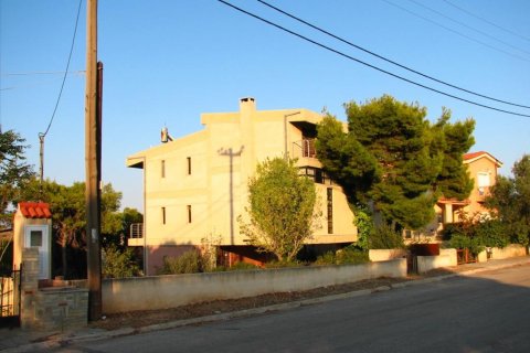 505m² Land en Rafina, Greece No. 58172 2