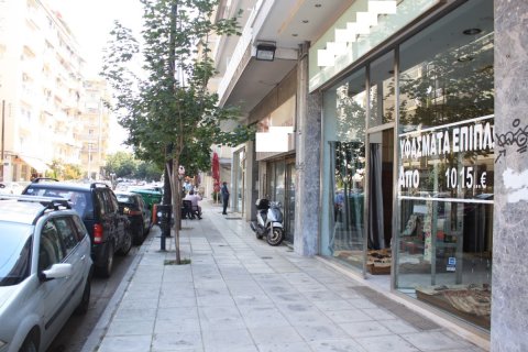 129m² Commercial property en Thessaloniki, Greece No. 49474 1