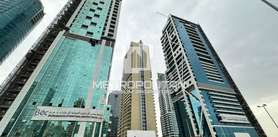 2 bedrooms Apartment in Jumeirah Lake Towers, UAE No. 7550