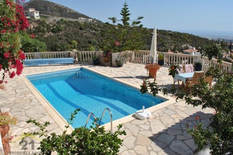 3 bedrooms Villa in Tala, Cyprus No. 39125 15