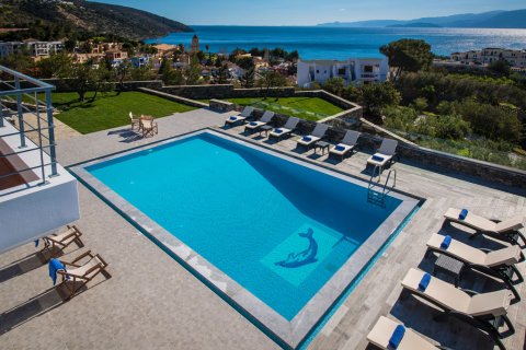 5 bedrooms Villa in Agios Nikolaos, Greece No. 58457 3