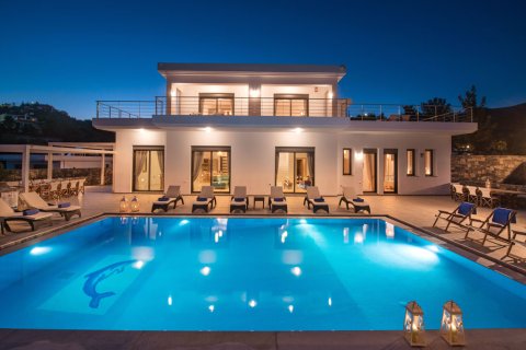 5 bedrooms Villa in Agios Nikolaos, Greece No. 58457 4