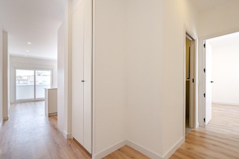 2 dormitorios Apartment en Madrid, Spain No. 26609 24