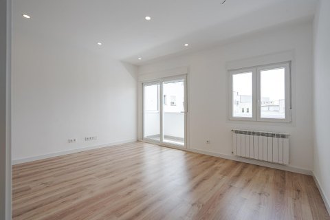 2 chambres Appartement à Madrid, Spain No. 26609 10