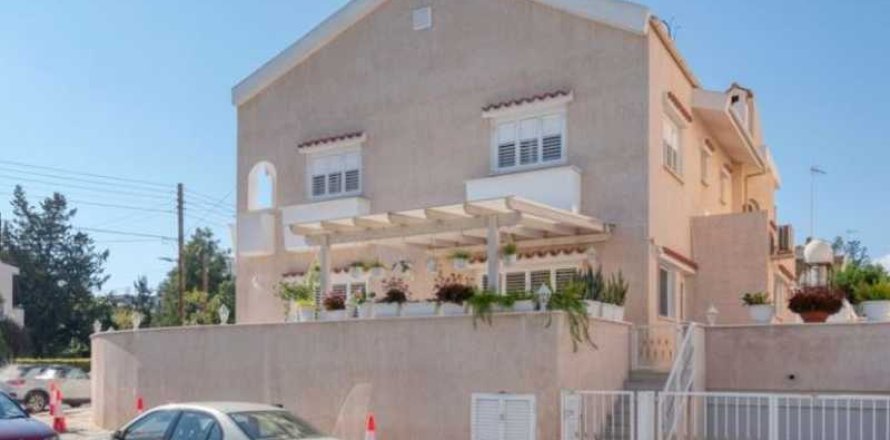 7 dormitorios House en Larnaca, Cyprus No. 72807