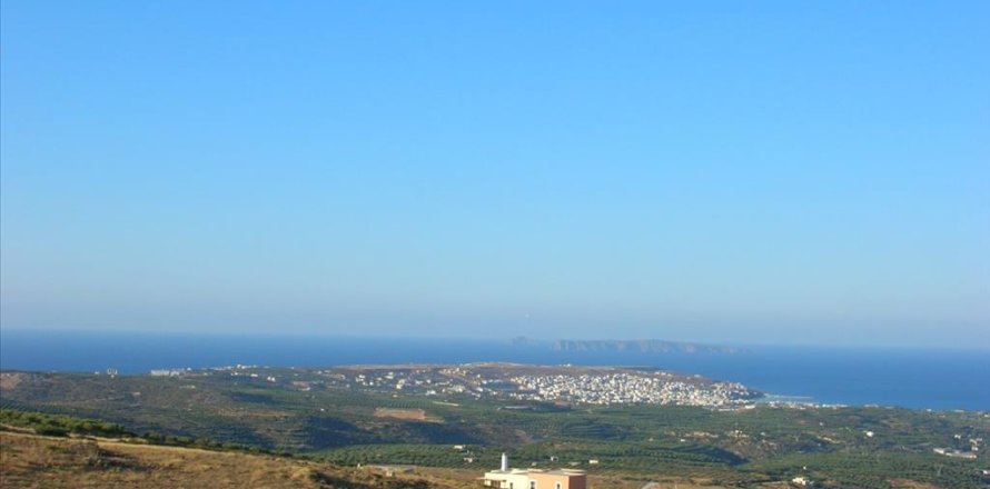 180000m² Land in Sitia, Greece No. 56989