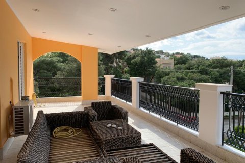 4 bedrooms Villa in Saronida, Greece No. 56630 8