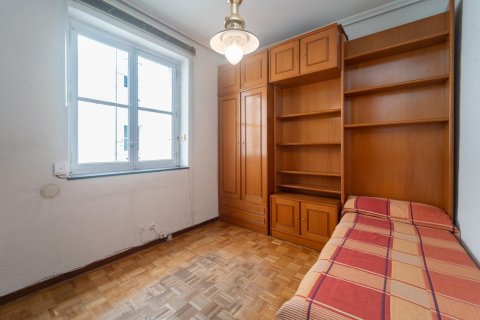 4 dormitorios Apartment en Madrid, Spain No. 26696 19