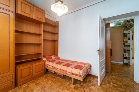 4 dormitorios Apartment en Madrid, Spain No. 26696 20