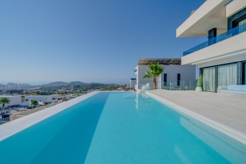 4 bedrooms Villa in Finestrat, Spain No. 26744 1