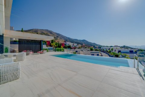 4 bedrooms Villa in Finestrat, Spain No. 26744 7