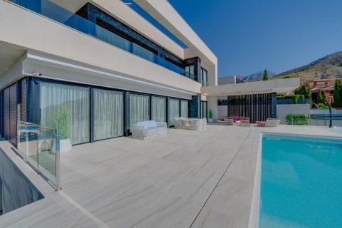 4 dormitorios Villa en Finestrat, Spain No. 26744 5