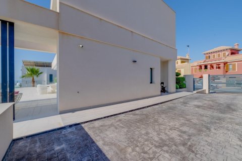 4 bedrooms Villa in Finestrat, Spain No. 26744 23