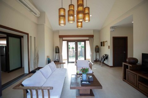 2 bedrooms Villa in Phuket, Thailand No. 2095 5