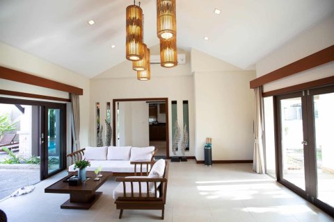 2 bedrooms Villa in Phuket, Thailand No. 2095 3