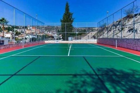 5 bedrooms House in Agios Tychonas, Cyprus No. 77313 2