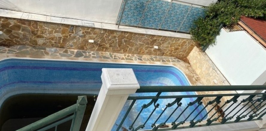 3 bedrooms Villa in Athens, Greece No. 48508