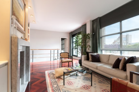 6 bedrooms Apartment in L'Eixample, Spain No. 25640 14