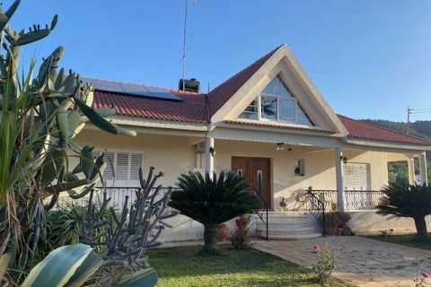 3 dormitorios Villa en Apesia, Cyprus No. 28939 6