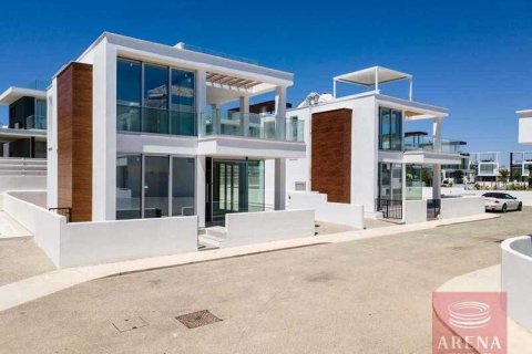 4 bedrooms Villa in Protaras, Cyprus No. 28937 2