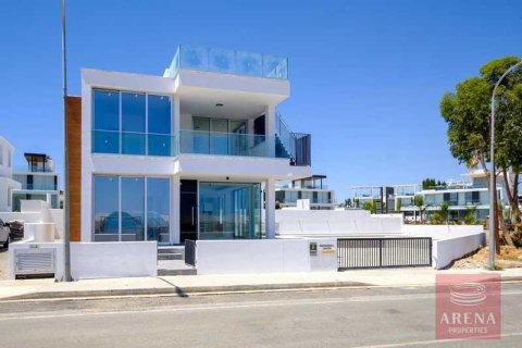 4 bedrooms Villa in Protaras, Cyprus No. 28937 5