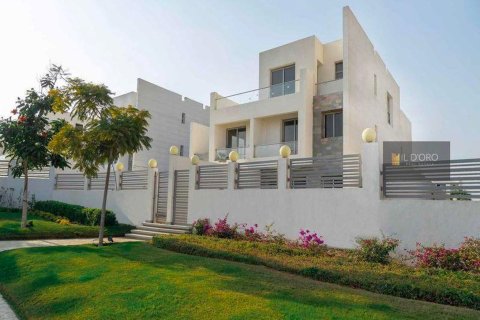 5 bedrooms Villa in 26th of July Corridor, Egypt No. 39067 12