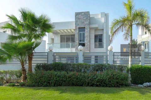 5 bedrooms Villa in 26th of July Corridor, Egypt No. 39067 9