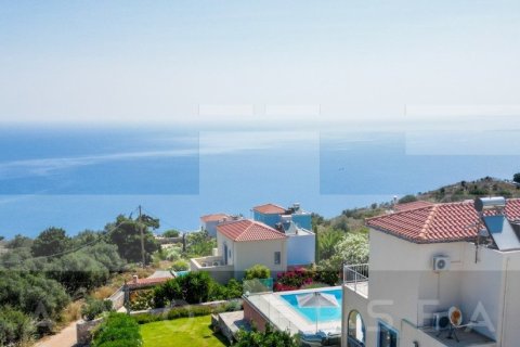 3 bedrooms Villa in Crete, Greece No. 24400 3