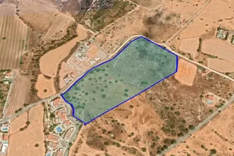 35888m² Land en Anarita, Cyprus No. 36017 1