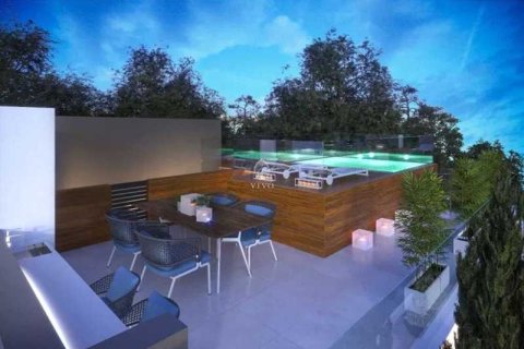1 bedroom Penthouse in Limassol, Cyprus No. 77758 2