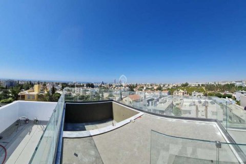 1 bedroom Penthouse in Limassol, Cyprus No. 77758 10