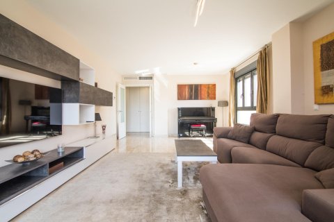 4 bedrooms Apartment in San Juan, Spain No. 27557 6