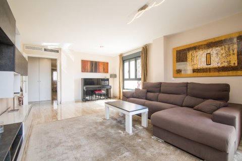 4 bedrooms Apartment in San Juan, Spain No. 27557 3