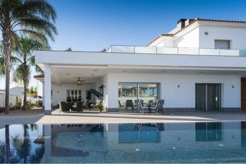 5 bedrooms Villa in San Pedro del Pinatar, Spain No. 27556 4