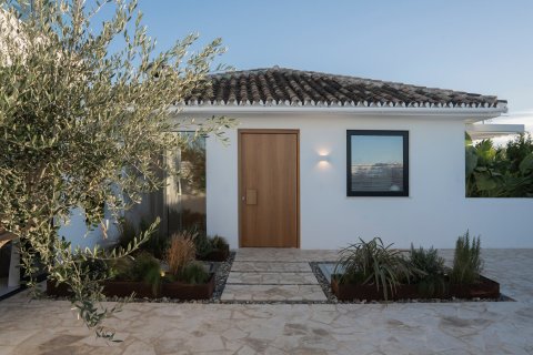 5 dormitorios Villa en Nueva Andalucía, Spain No. 27132 19