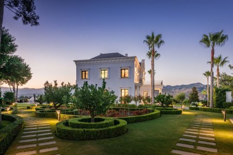 7 dormitorios Villa en Marbella, Spain No. 27561 12