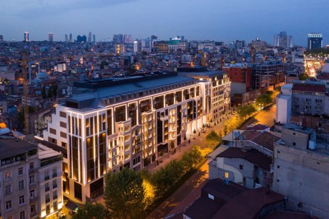 2+1 Appartement à Beyoglu, Turkey No. 13819 3