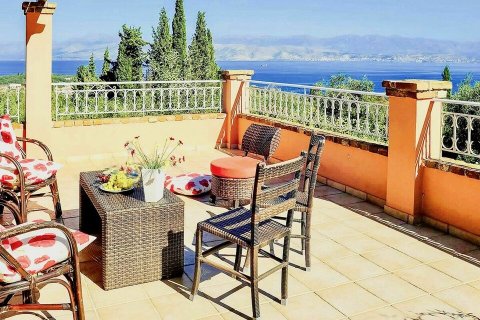 4 dormitorios Villa en Corfu, Greece No. 57764 14