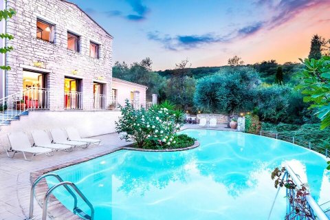 4 bedrooms Villa in Corfu, Greece No. 57764 4