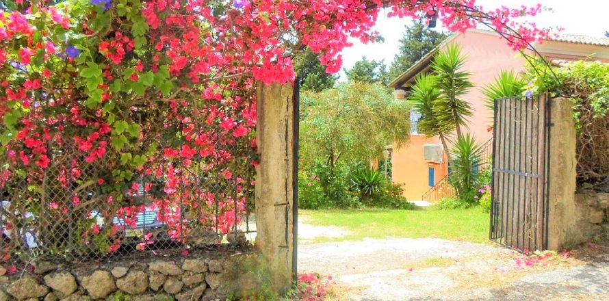 1 bedroom Villa in Corfu, Greece No. 51507