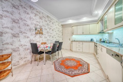 Квартира с 5 комнатами в Аланья, Турция №22041 5