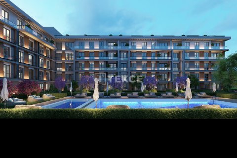 4+1 Apartment in Istanbul, Turkey No. 22076 6