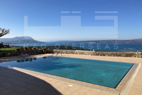 4 bedrooms Villa in Chania, Greece No. 24339 1