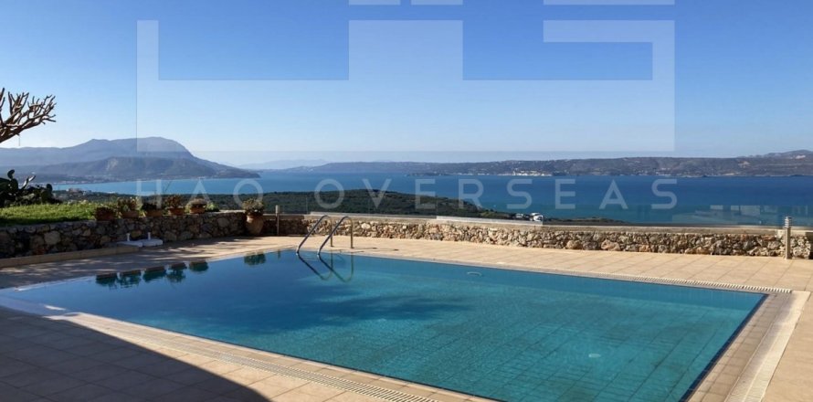 4 bedrooms Villa in Chania, Greece No. 24339