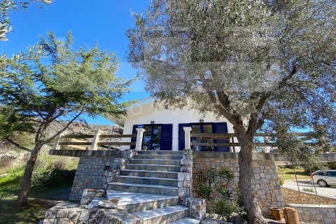 3 bedrooms Villa in Crete, Greece No. 24338 9