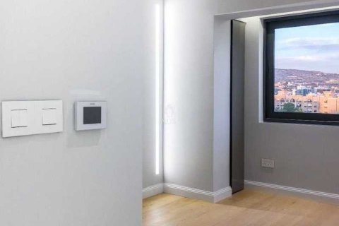 3 bedrooms Apartment in Germasogeia, Cyprus No. 77762 16