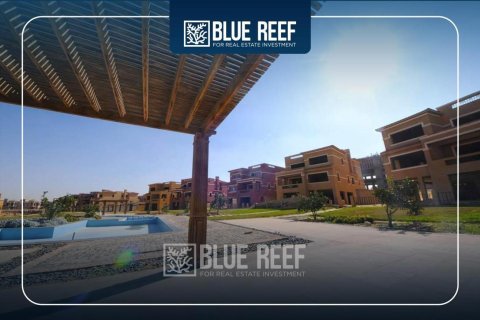 6 bedrooms Townhouse in Katameya Gardens, Egypt No. 38455 13