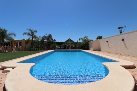 4 bedrooms Villa in Daya Vieja, Spain No. 26171 3