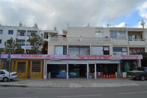 490m² Commercial property in Paphos, Cyprus No. 49196 7