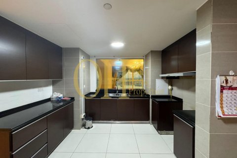 3 bedrooms Apartment in Al Reem Island, UAE No. 52851 18